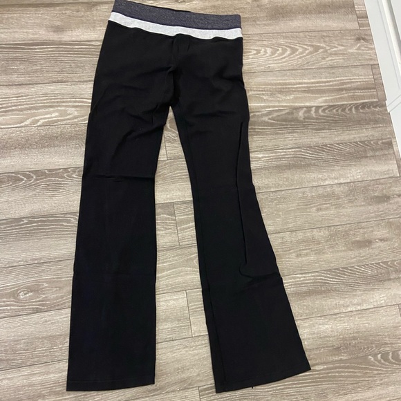 Lululemon Groove Pant Tall - Picture 1 of 5